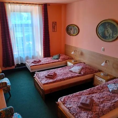 U Zamku 3*
