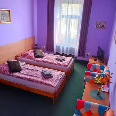 U Zamku Konukevi Slatiňany